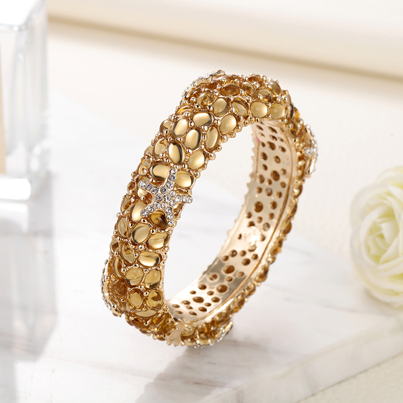 Hadiah Natal Sally's Paradise  - Paradise Jewelry & Watches Dolphin Mall ulasan dan harga